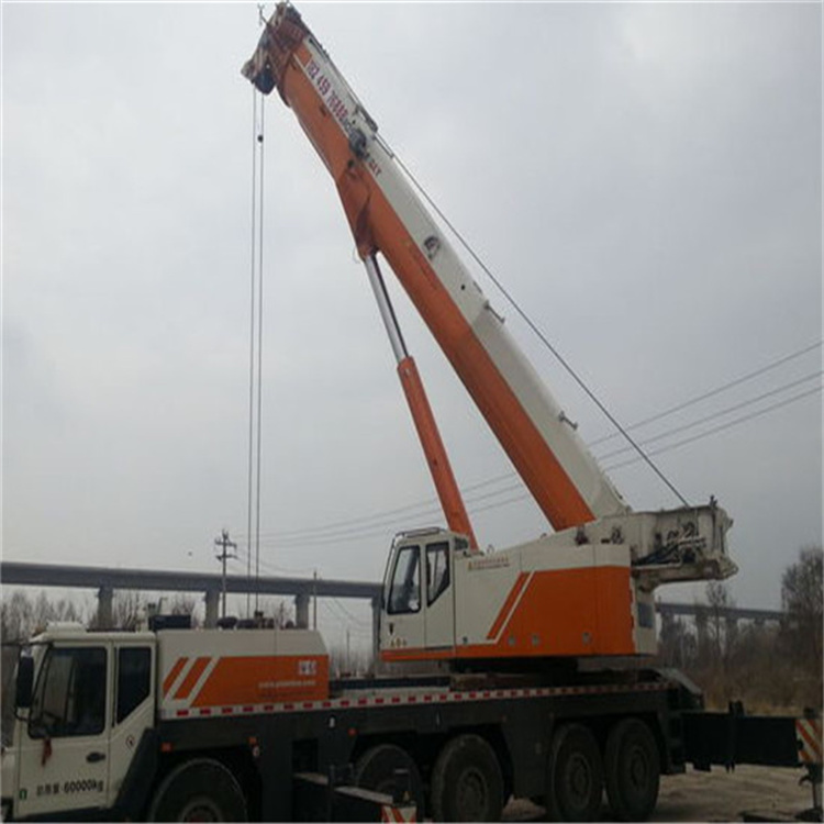 赣县12吨吊车能吊多少米高